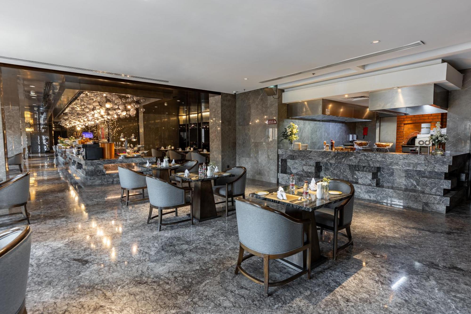 Braira Al Dammam Hotel Екстериор снимка